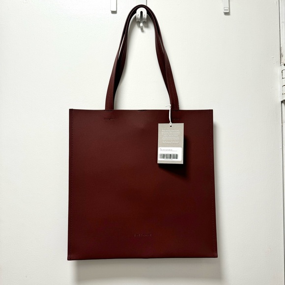 Everlane The Gallery Tote in Andorra